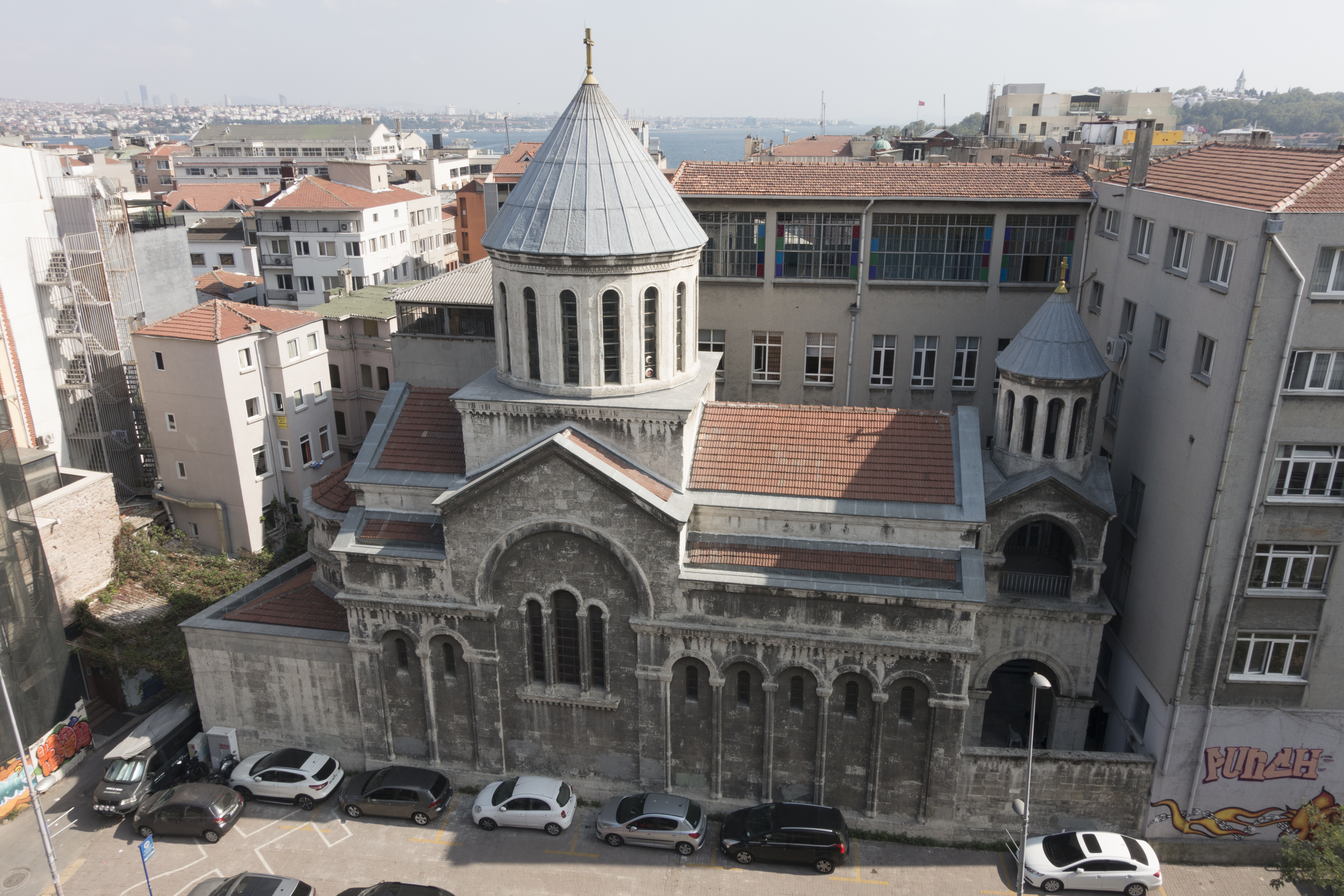Surp Krikor Lusavoric Ermeni Ortodoks Kilisesi