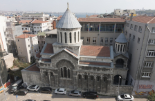 Surp Krikor Lusavoric Ermeni Ortodoks Kilisesi